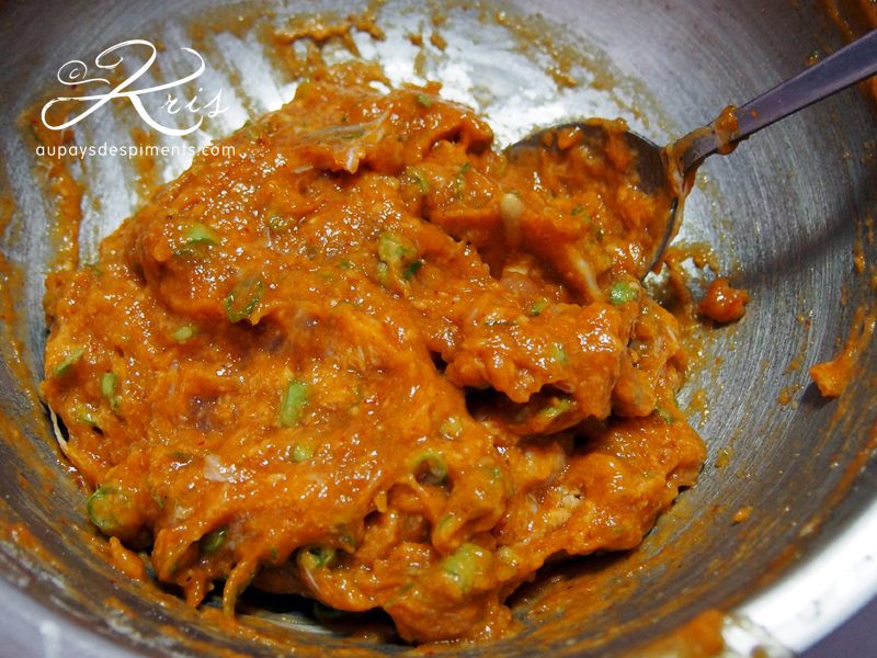 tod man pla, croquettes de poisson au curry rouge