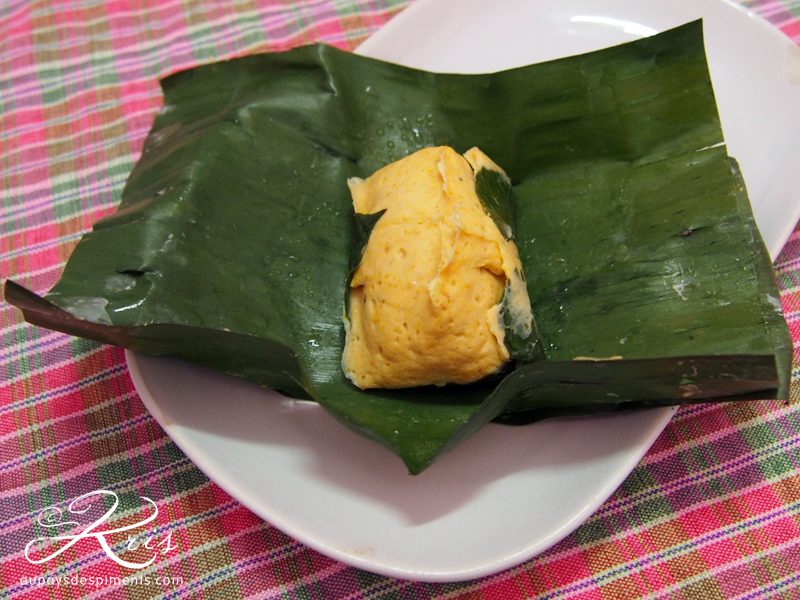 flans de poulet et crevettes au curry rouge