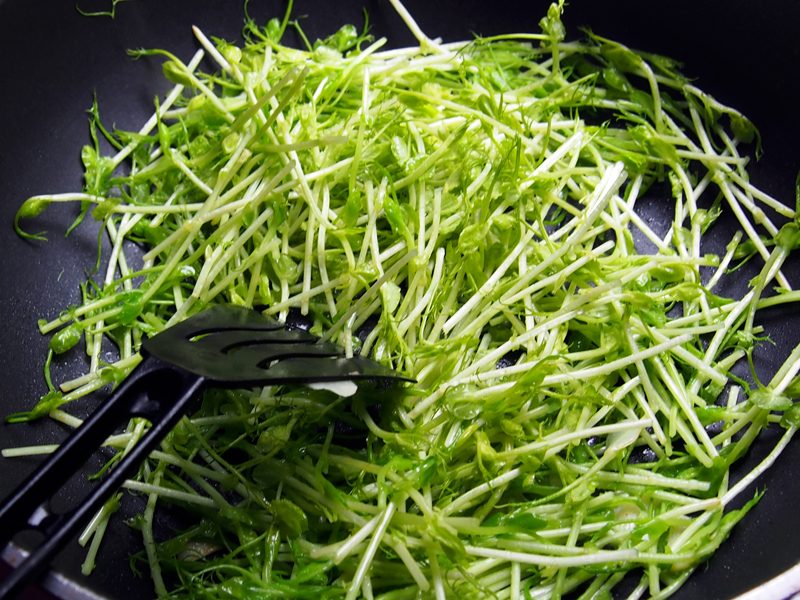 pousses de pois recette