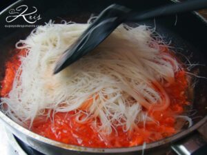 vermicelles de riz oranges