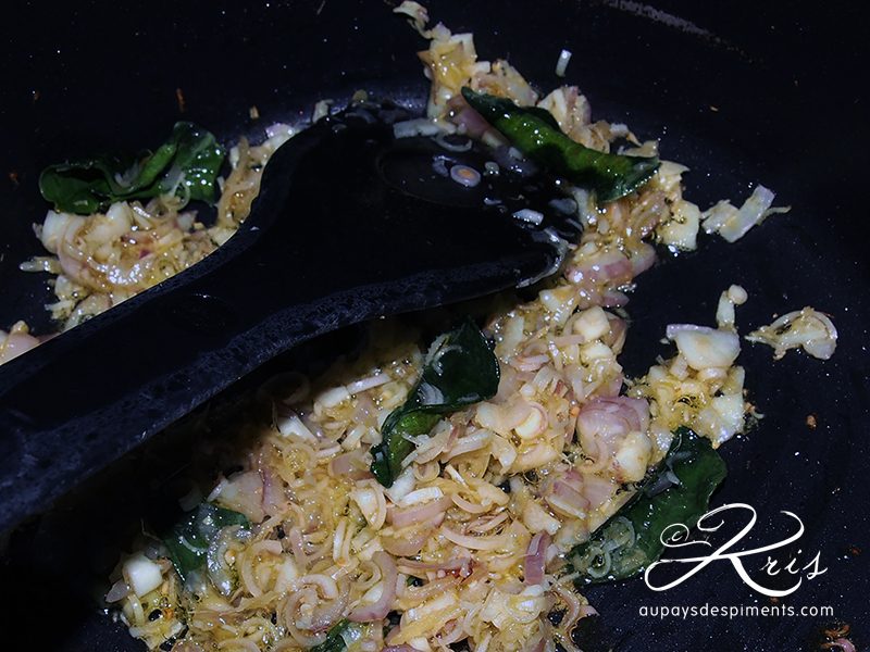 revenir les condiments pour le risotto