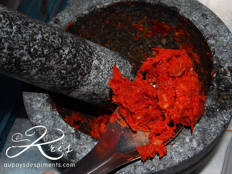 pâte de curry pour la recette de crevettes et petai
