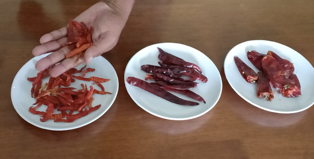 piments séchés pour nahm jim jaew